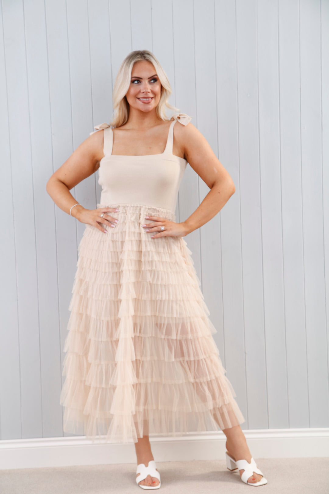 Giovanna Ruffle Dress Beige