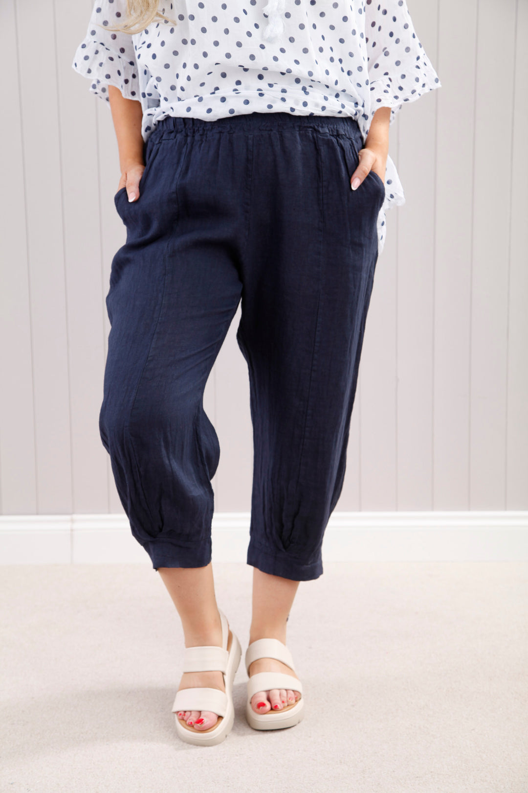 Linen Cropped Trouser Navy