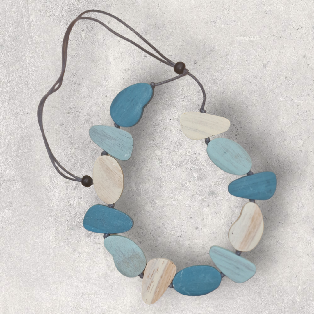 Wooden Pebble Strand Necklace Sea Green