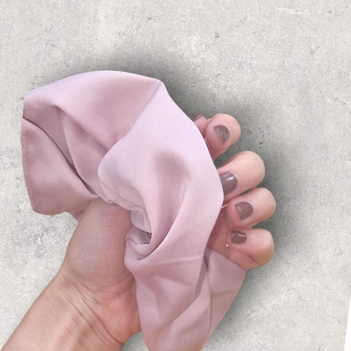Silky Scrunchie Dusty Pink