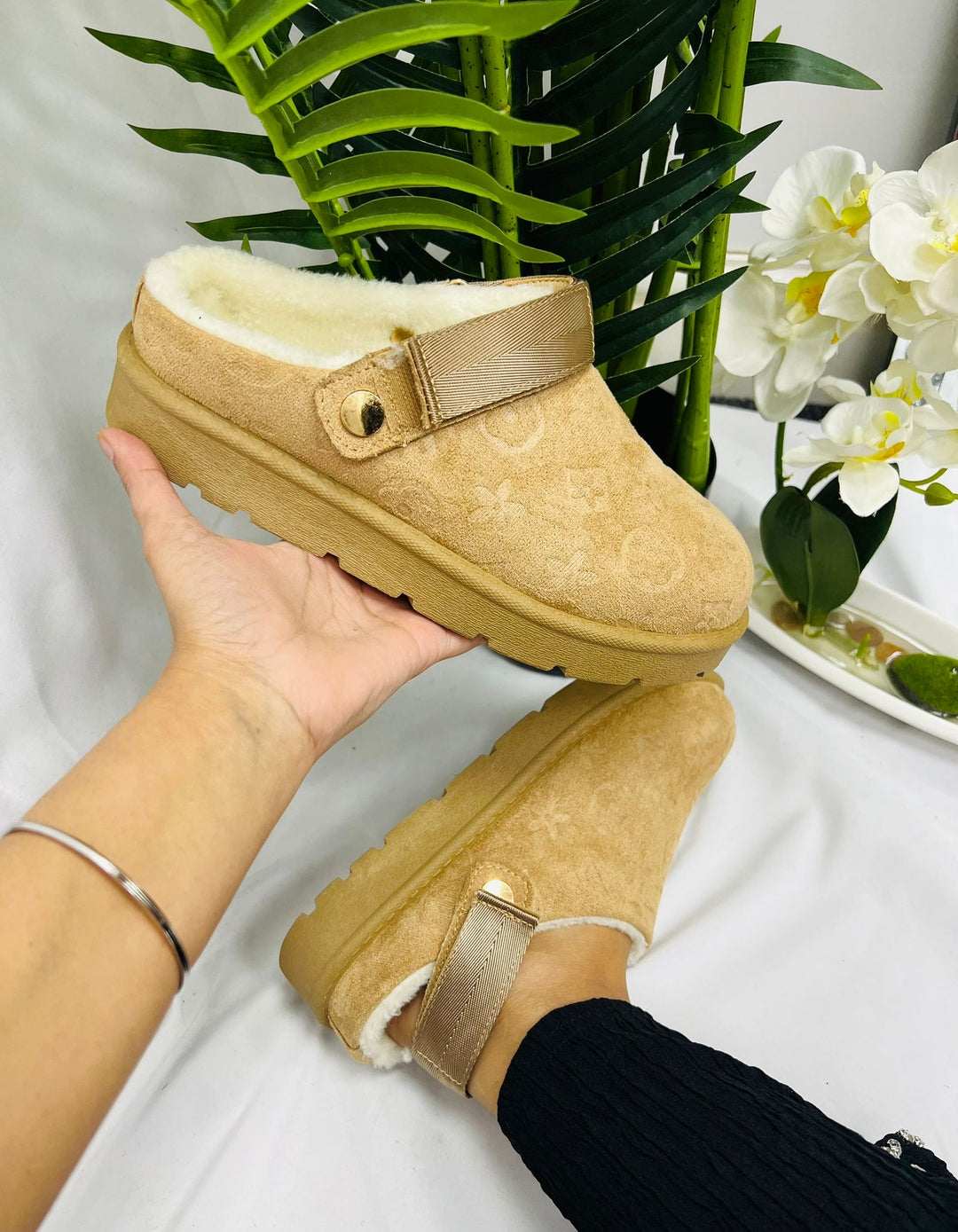 Carmen Clogs Beige