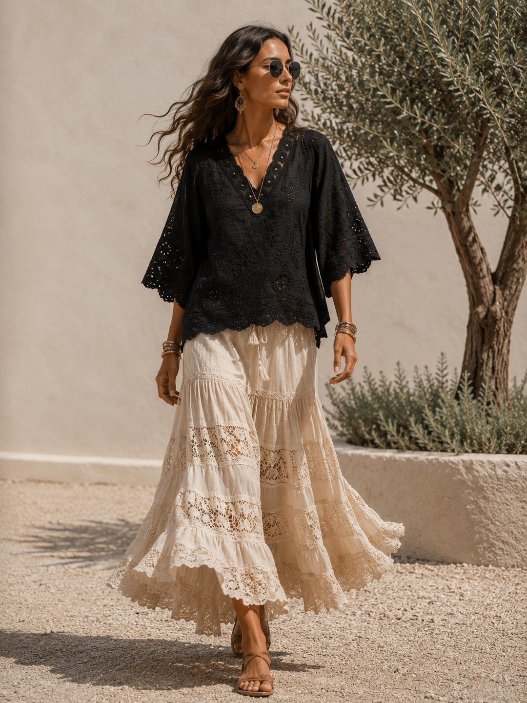 Cotton Scallop Edge Top Black