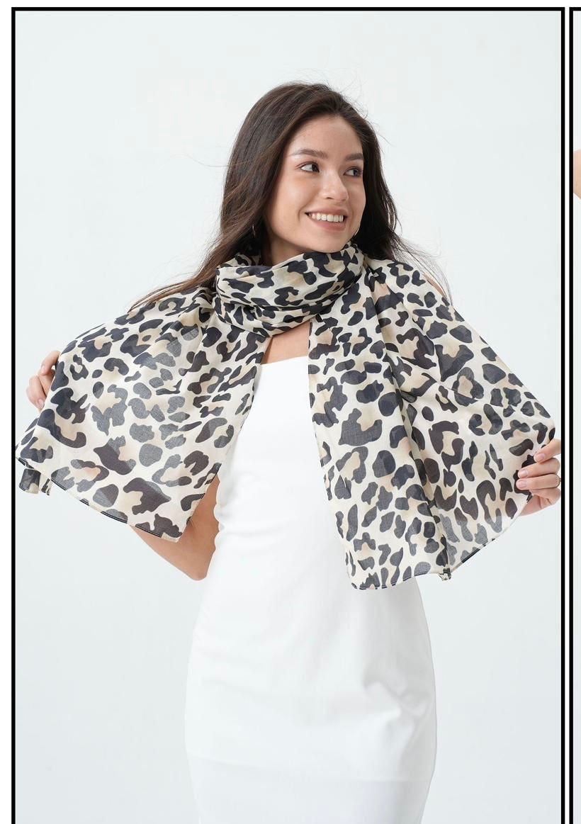 Black & Cream Print Scarf