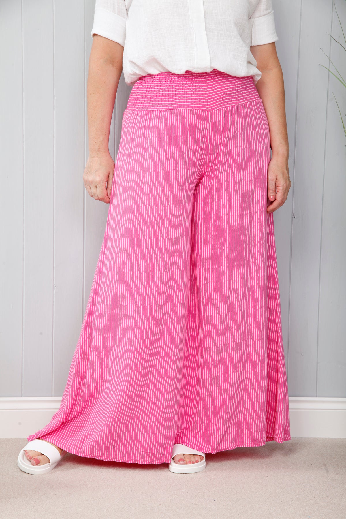 Palazzo Pants for Plus Size–24 Palazzo Outfit Ideas for Curvy Girls