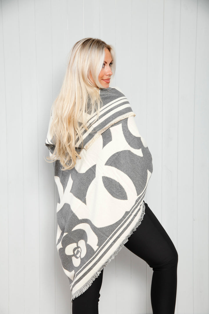 Elegant Rose Scarf Grey