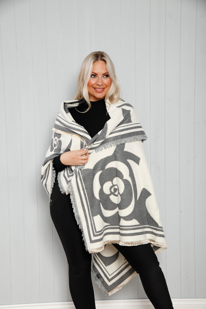 Elegant Rose Scarf Grey