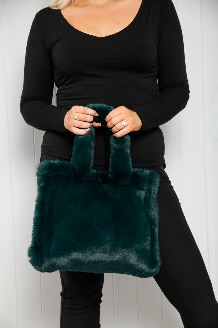 Luxurious Fluffy Bag Sacramento