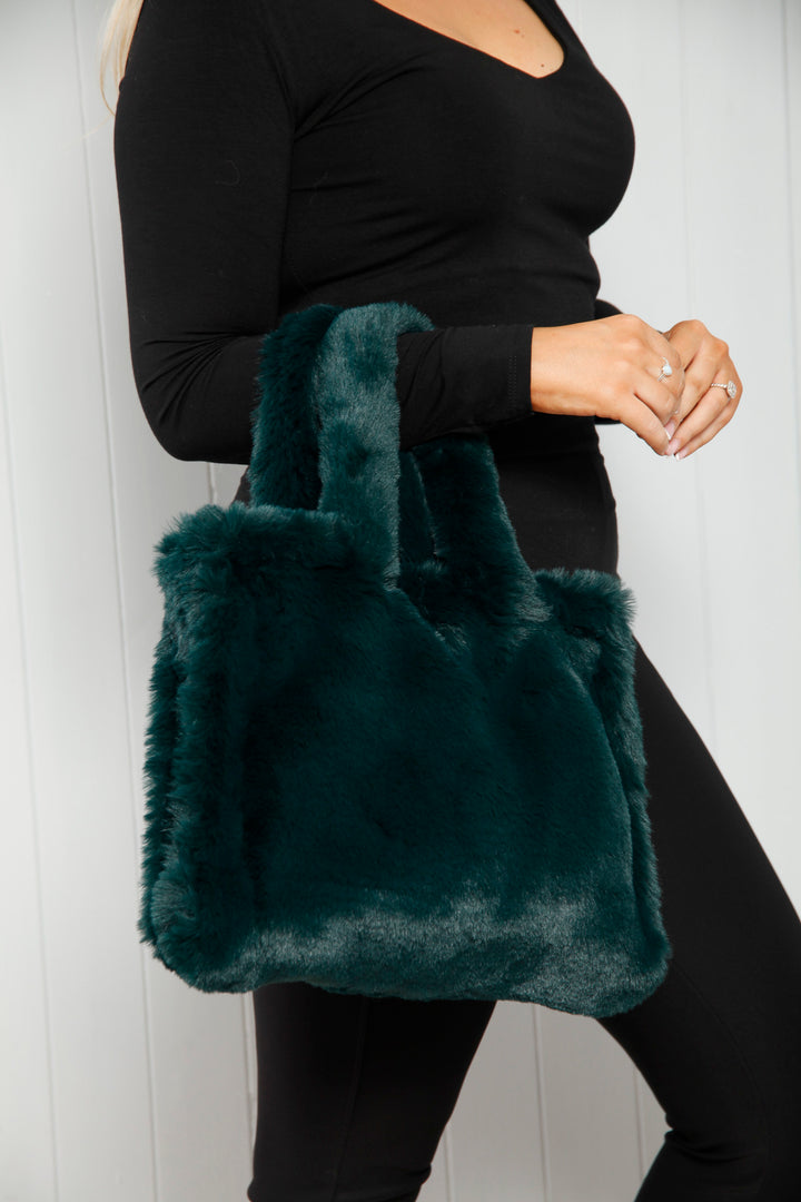 Luxurious Fluffy Bag Sacramento