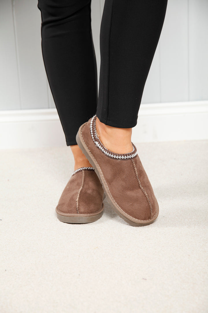 Kelly Slippers Mocha