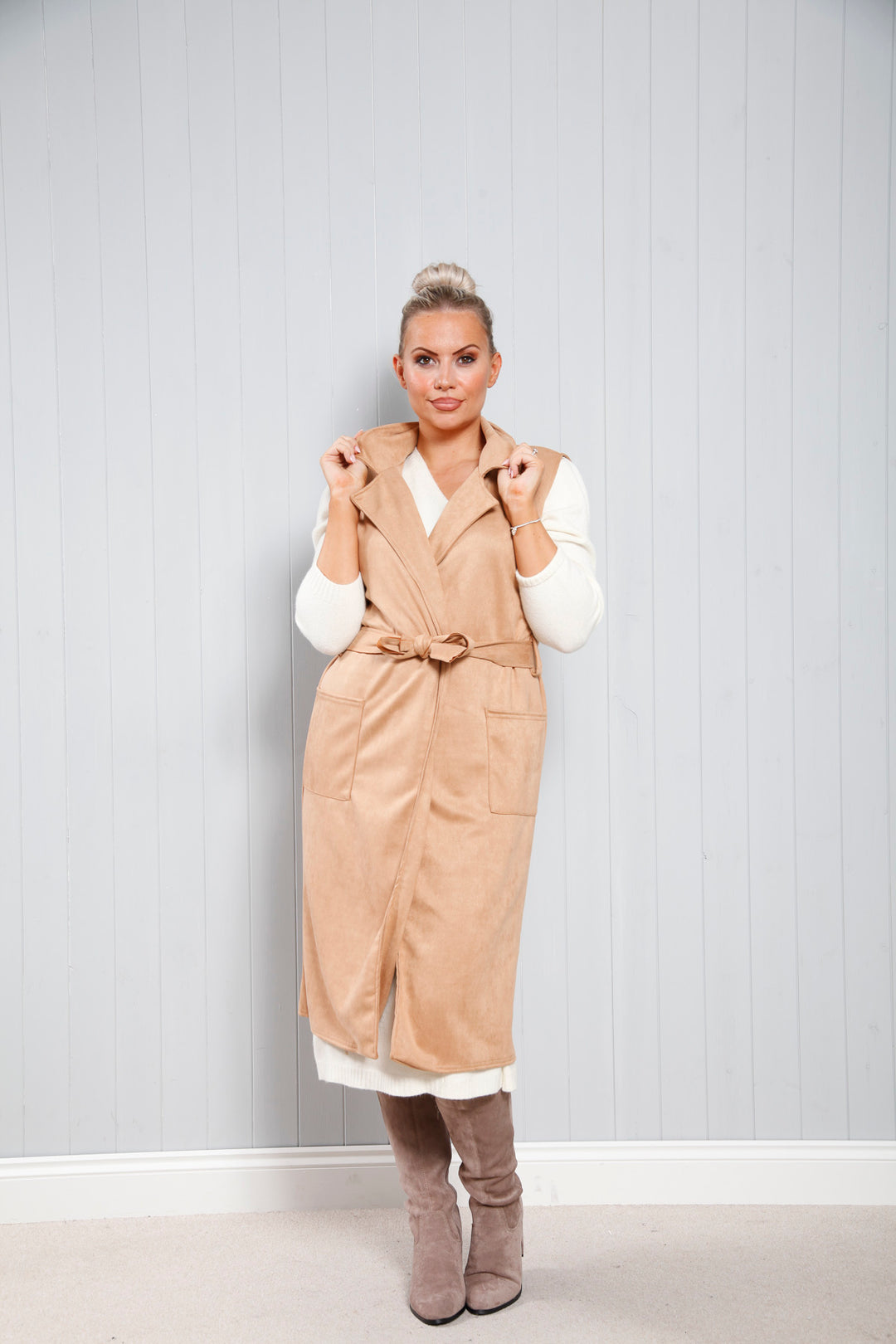 Cavelle Suede Waistcoat Camel