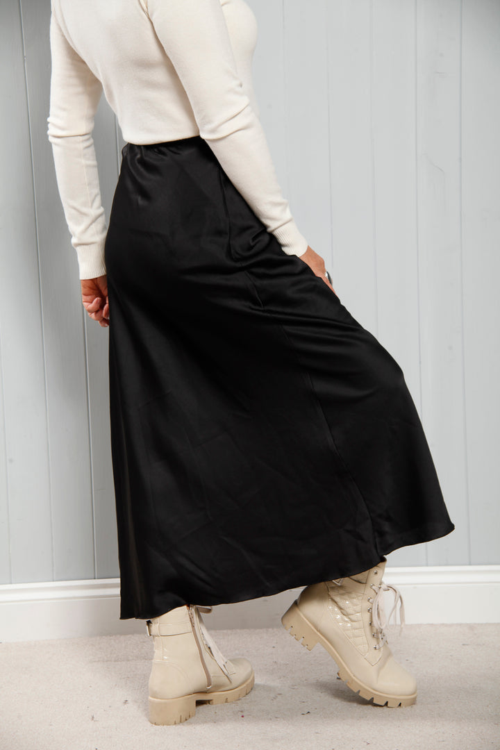 Satin Elegance Skirt Black