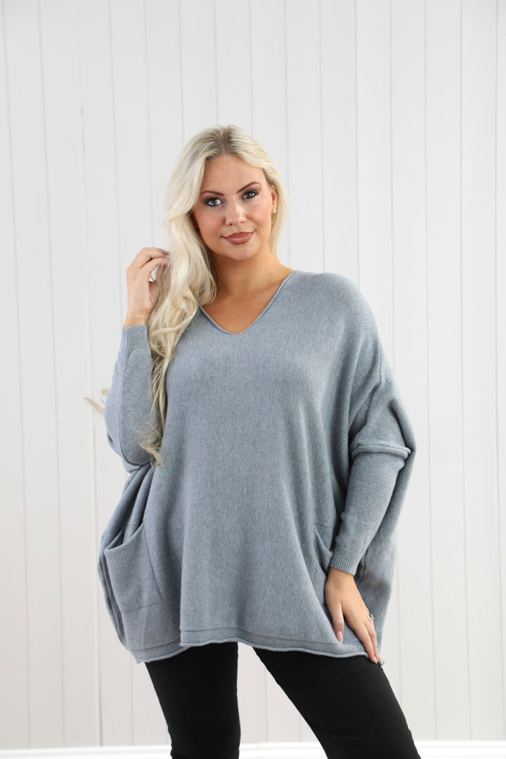 Martina Oversized Pocket Knit Grey