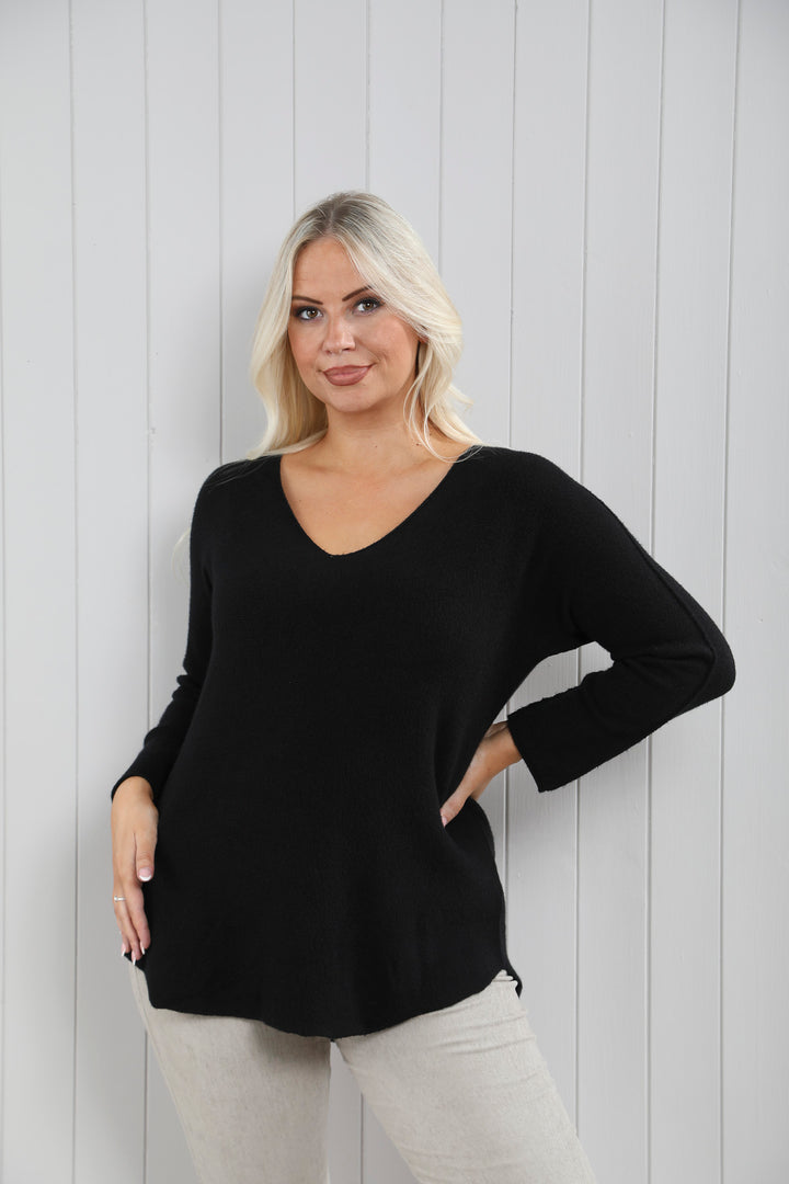 Anabelle V Neck Curve Black