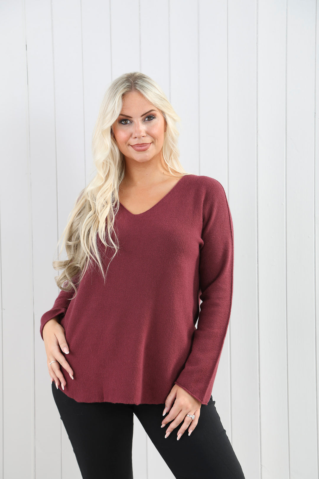 Anabelle V Neck Curve Bordeaux