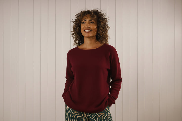 Anabelle Round Neck Curve Bordeaux