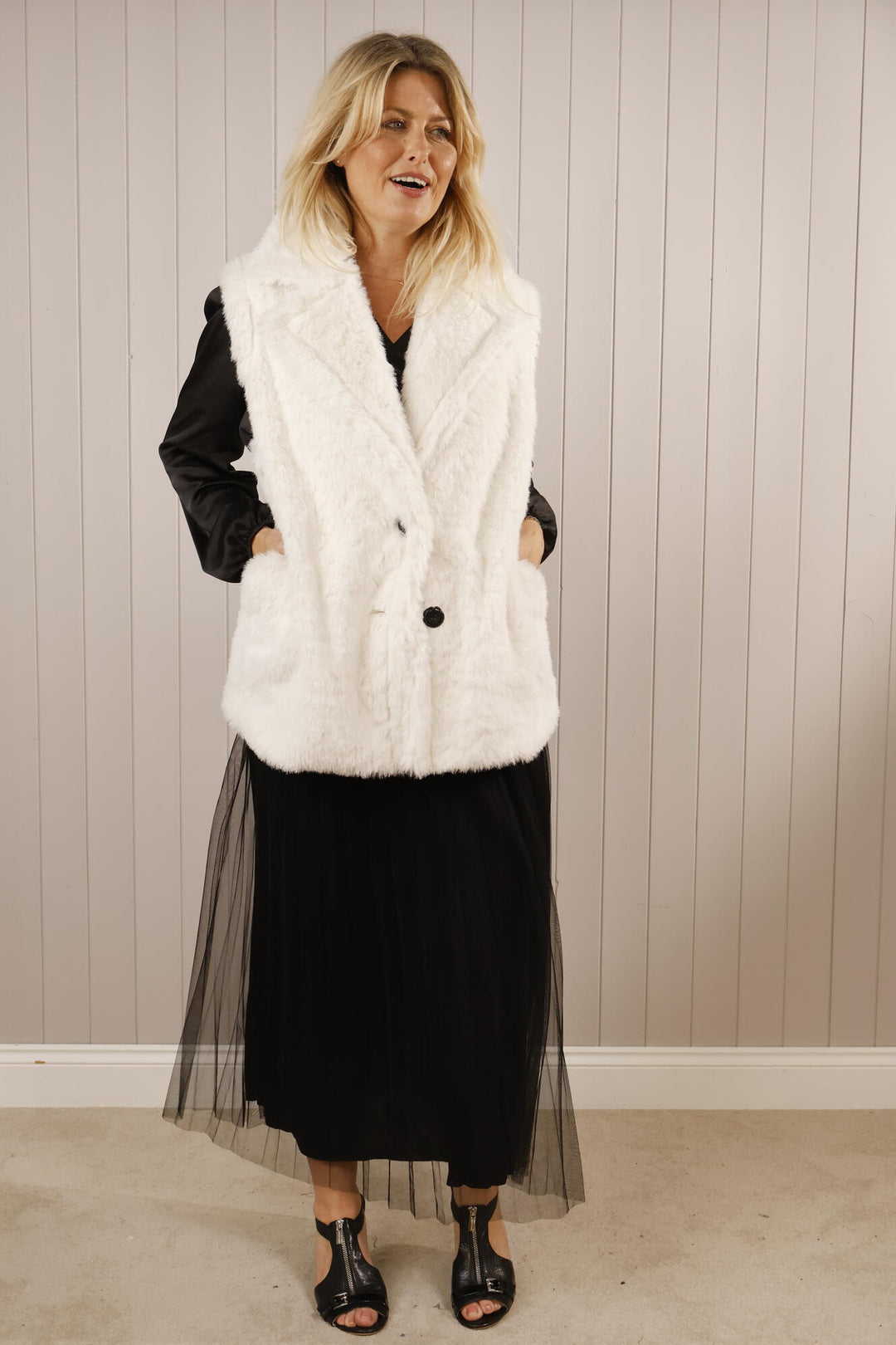 Luxurious Faux Fur Gilet Camel