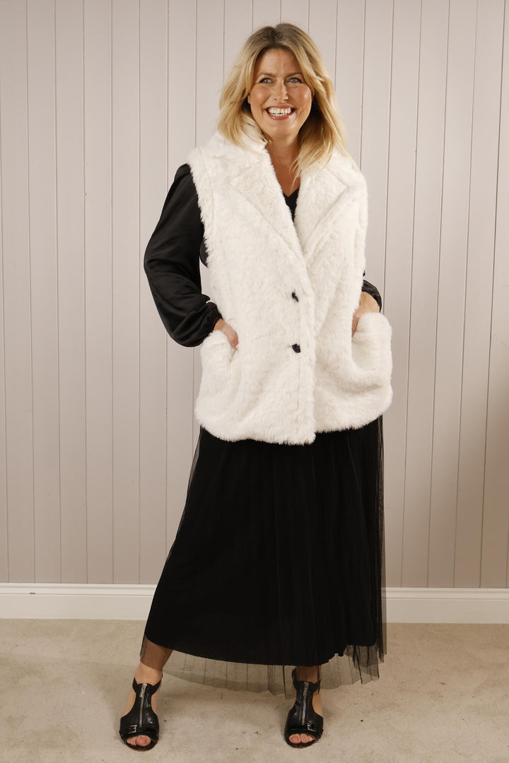 Luxurious Faux Fur Gilet Camel