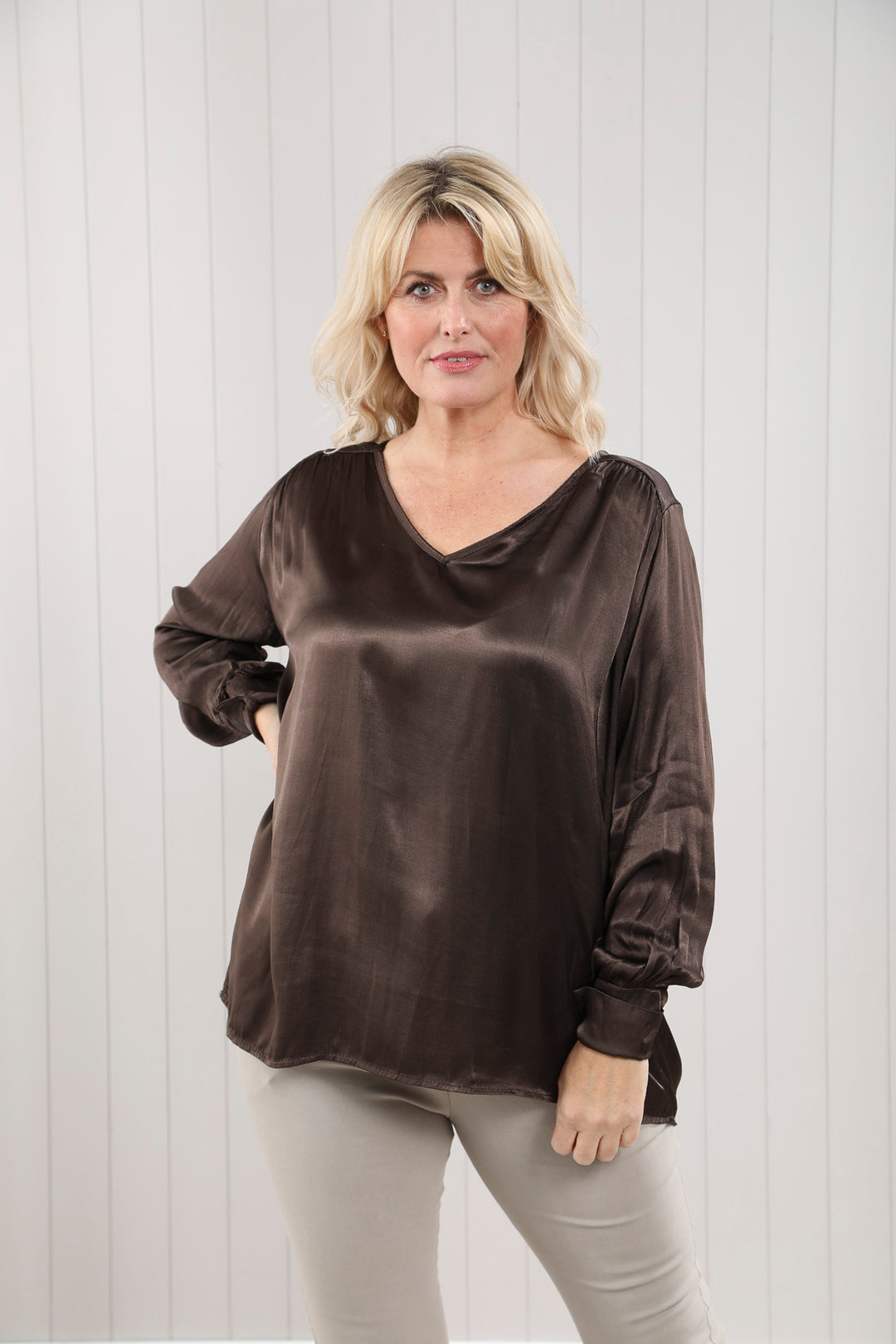 Lucia Satin Feel Blouse Chocolate