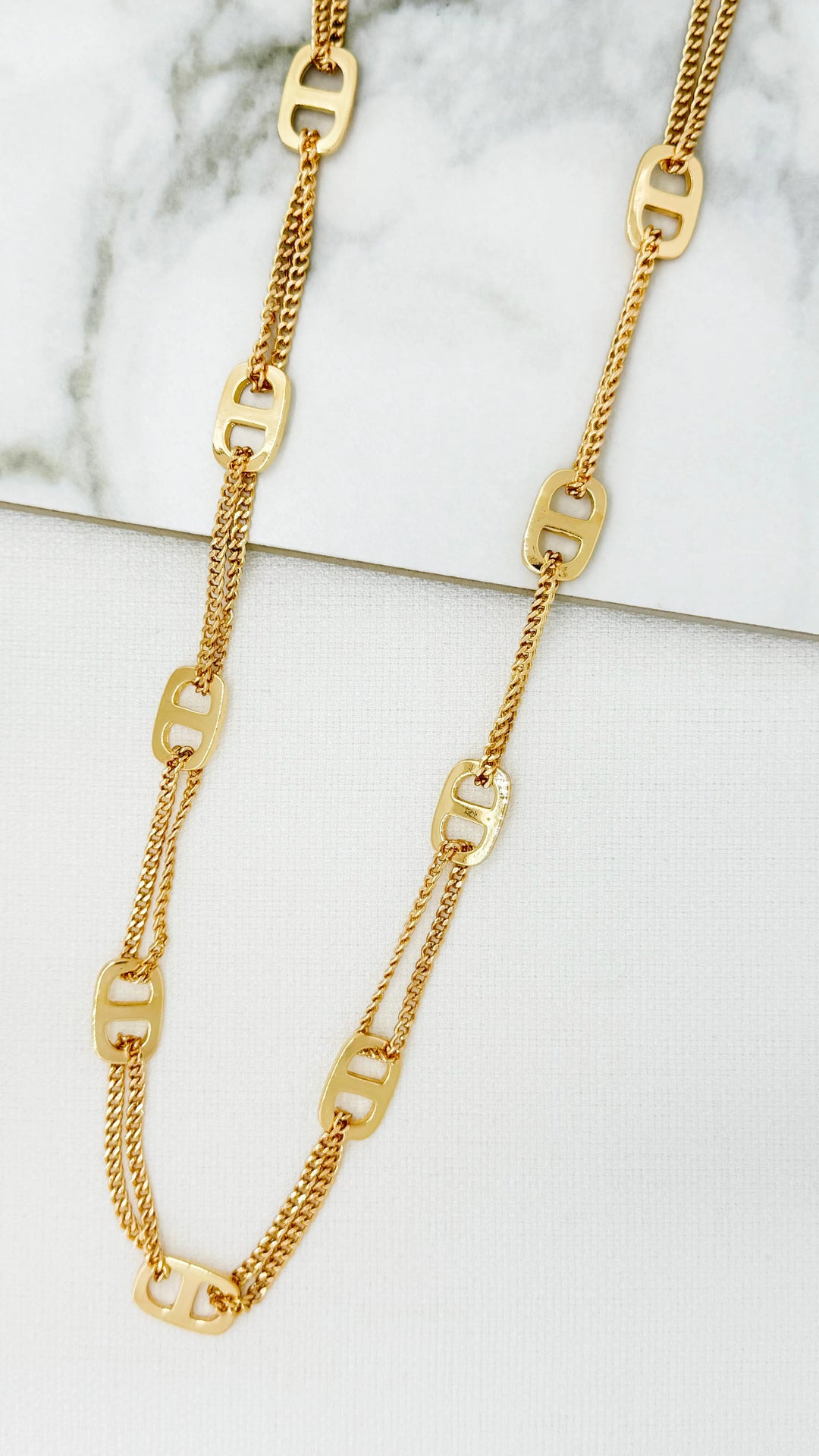 Christa Link Necklace Gold