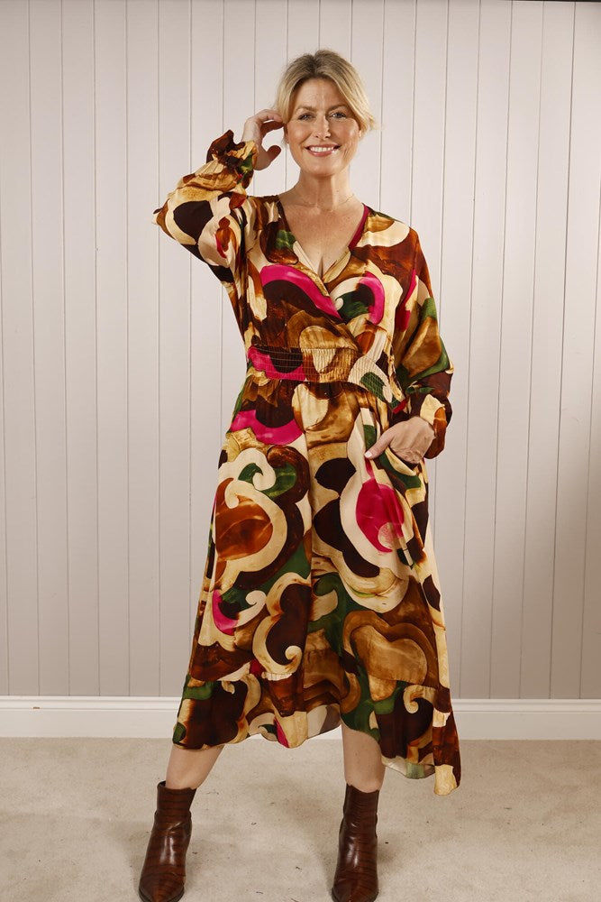 Shirred Pocket Dress Chocolate