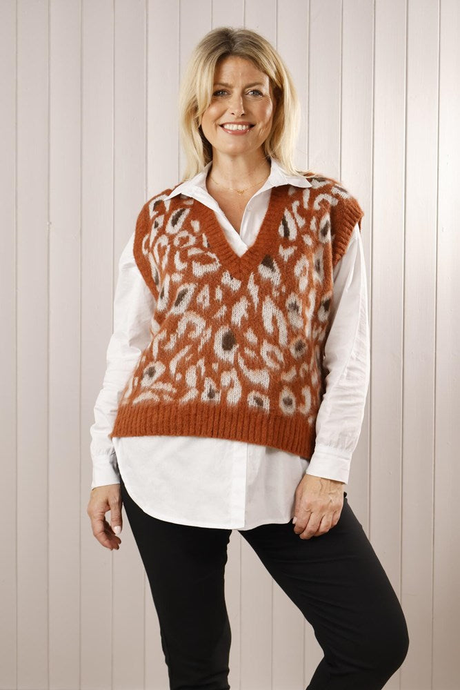 Leopard Print Sleeveless Jumper Rust