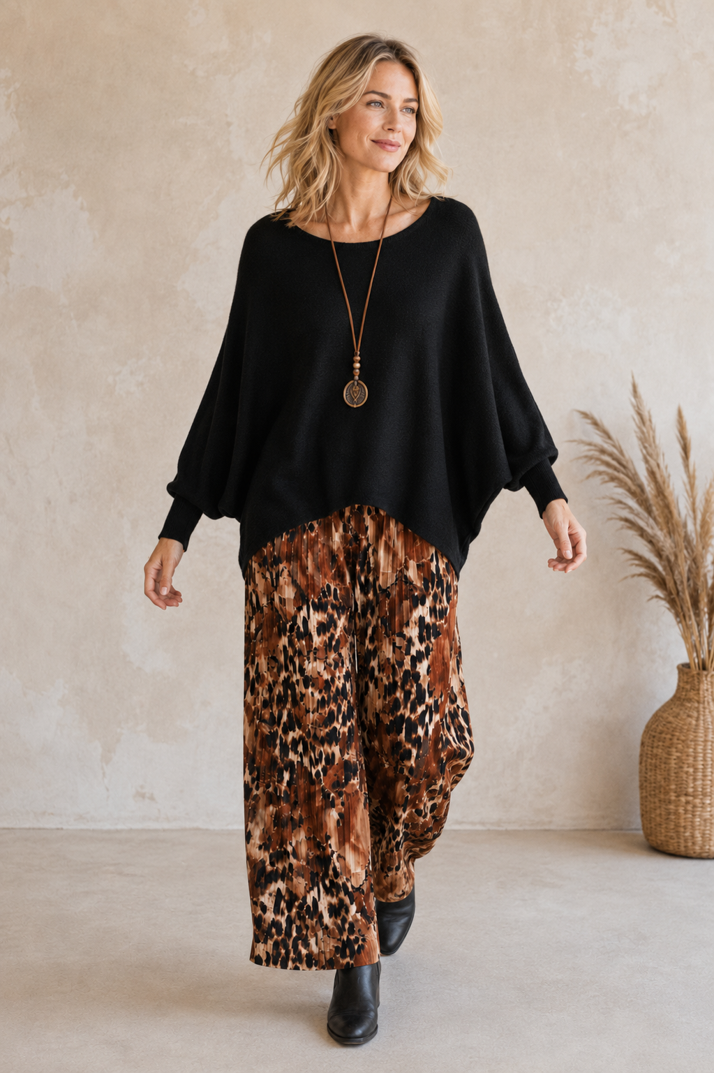 Mila Soft Knit Batwing Jumper Black