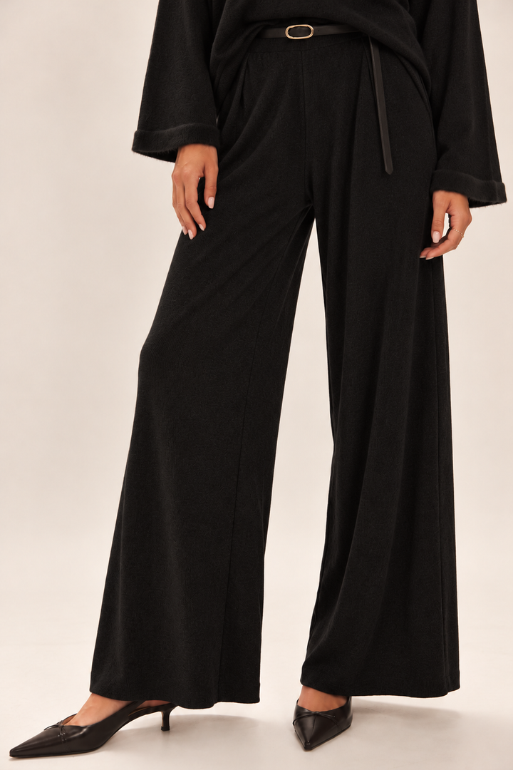 Cassidy V-Neck Co-Ord Black