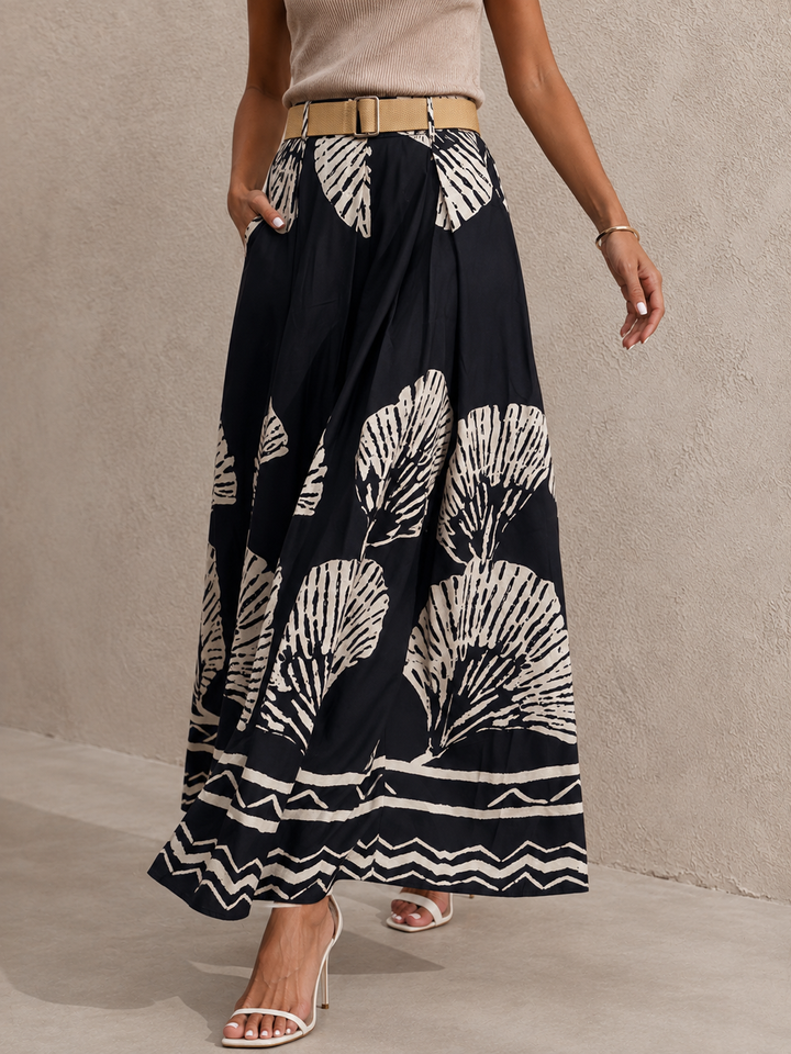 Savina Leaf Print Culottes Black