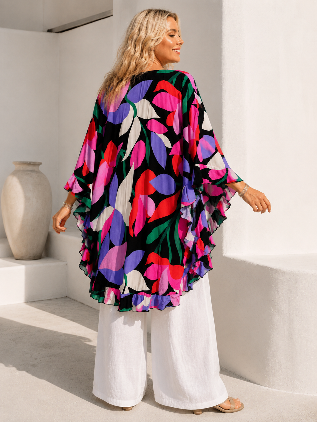 Amelya Bold Floral Kaftan Black