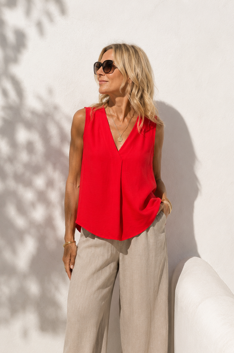 Deja V - Neck Top Red