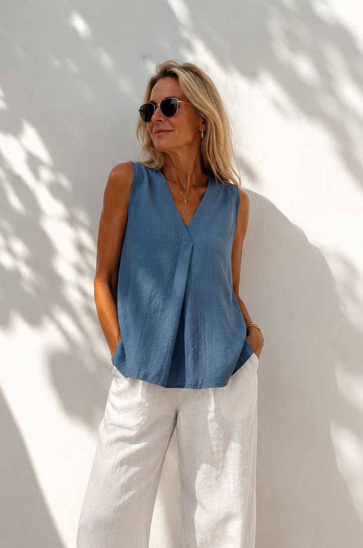 Deja V - Neck Top Denim