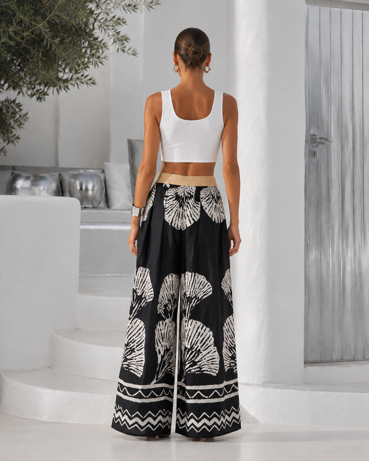 Savina Leaf Print Culottes Black