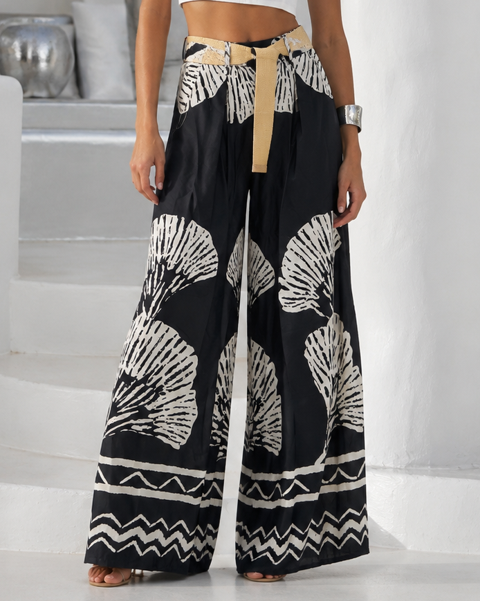 Savina Leaf Print Culottes Black