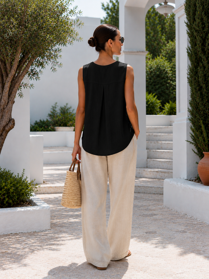 Deja V - Neck Top Black