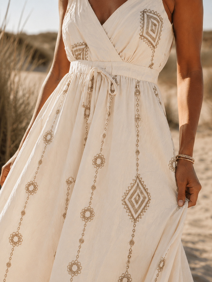 Diamond Charm Maxi Dress Cream