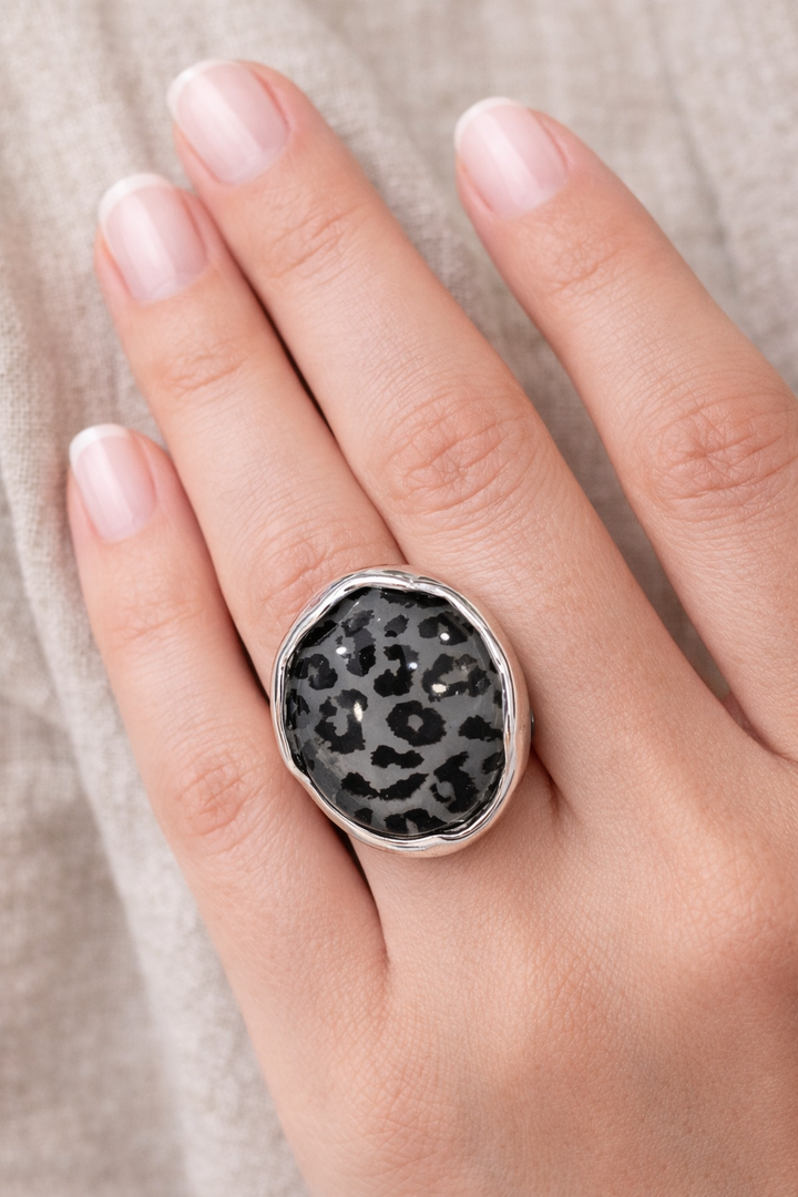 Lila Leopard Resin Stone Ring Silver