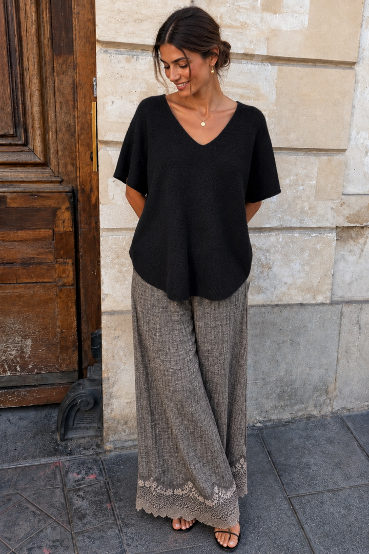 Anabelle Short Sleeved Jumper Black