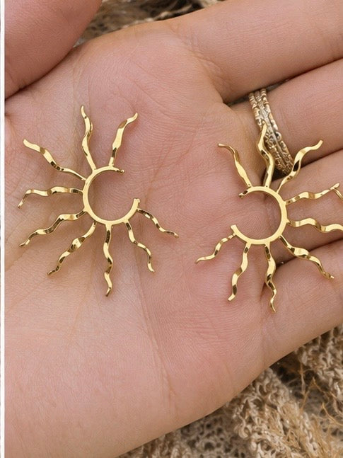 Molten Gold Sunburst Earrings
