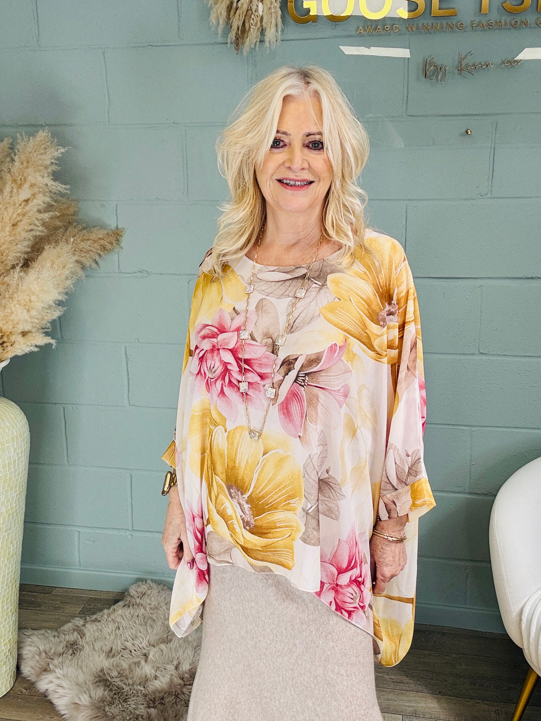 Alayna Floral Batwing Top Honey