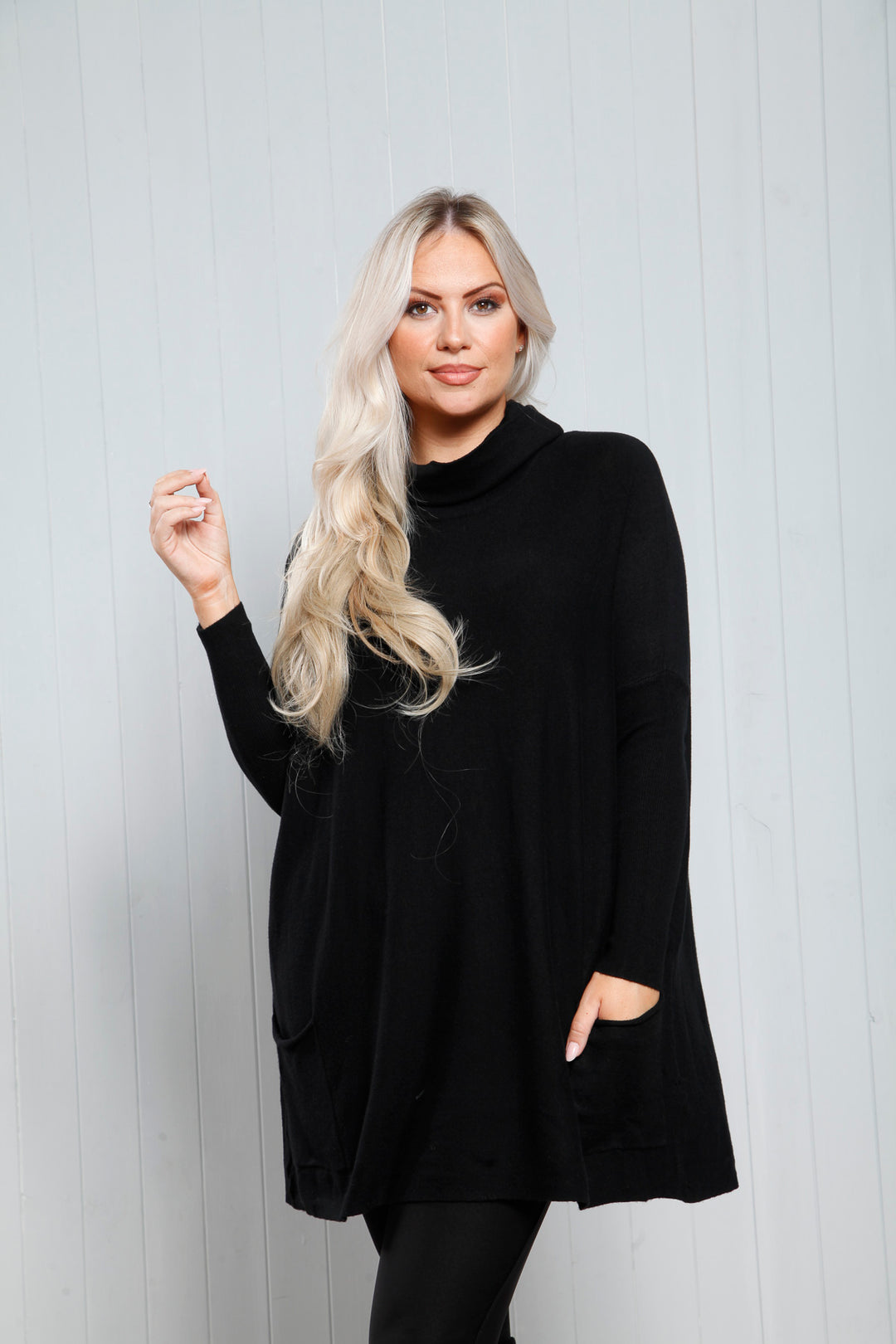 Elara Pocket Jumper Black