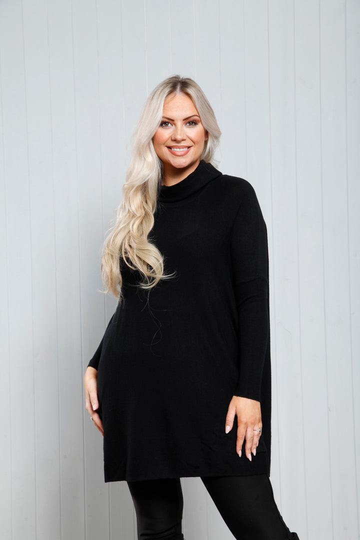 Elara Pocket Jumper Black