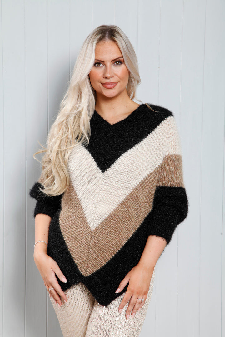 Chevron Batwing Jumper Black