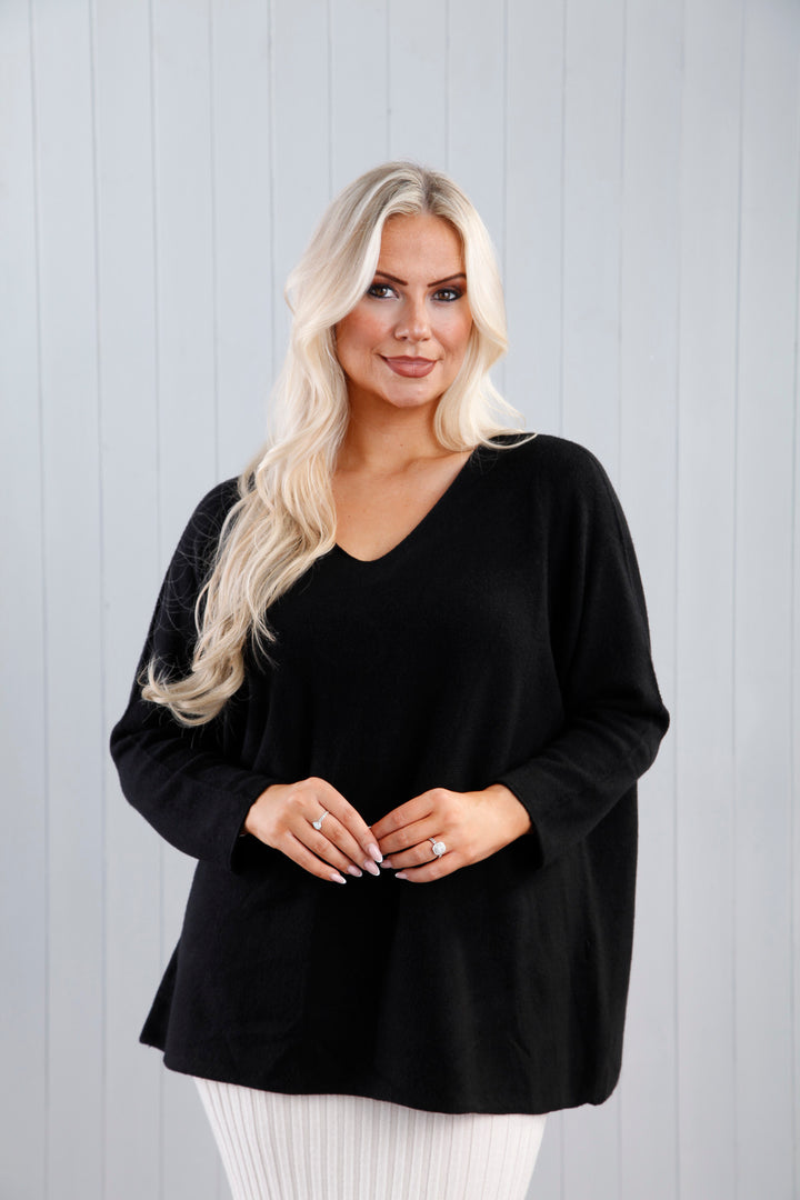 Joanna Jumper Black