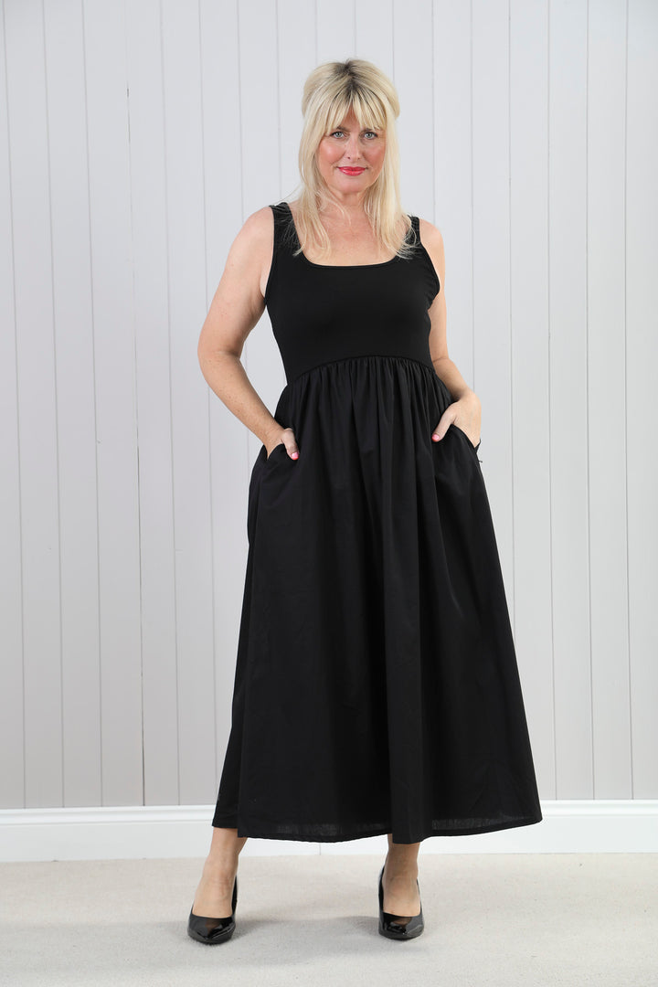 Venus Maxi Dress Black