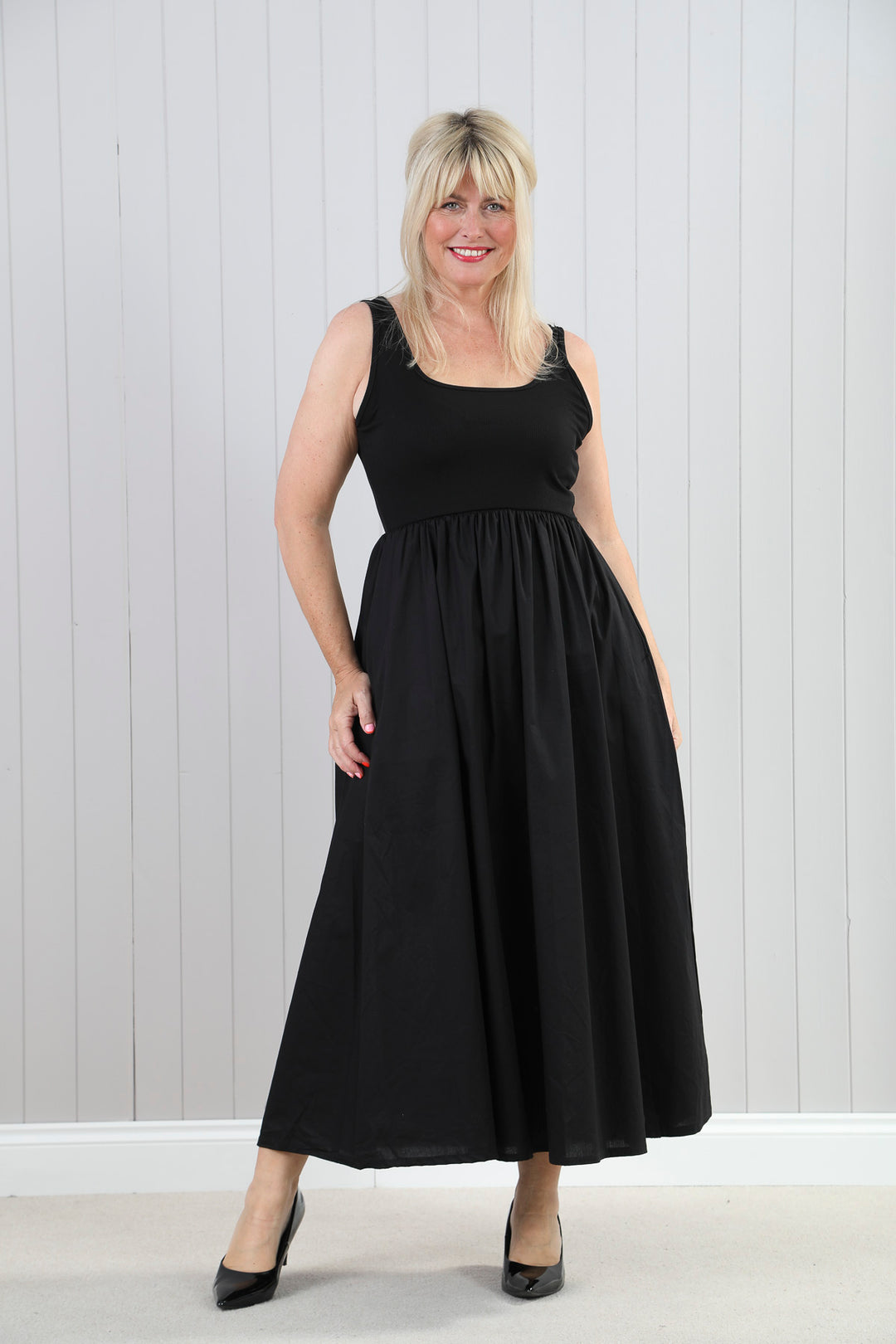 Venus Maxi Dress Black