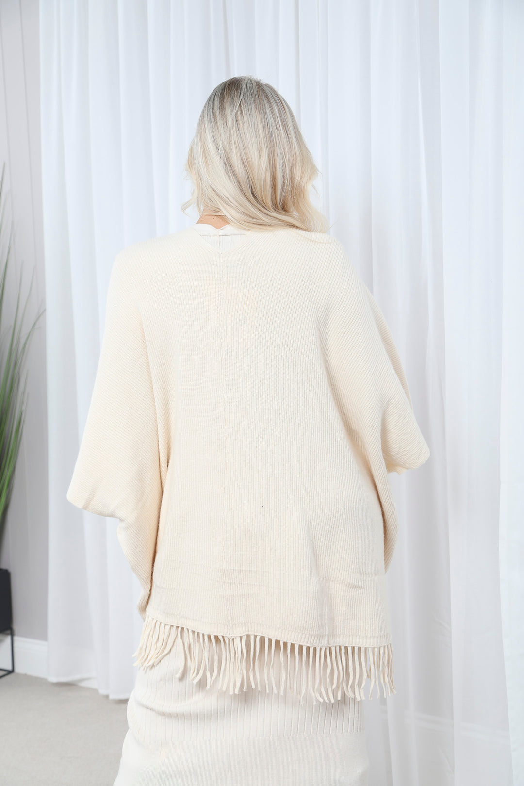 Pearl button Wrap Cream