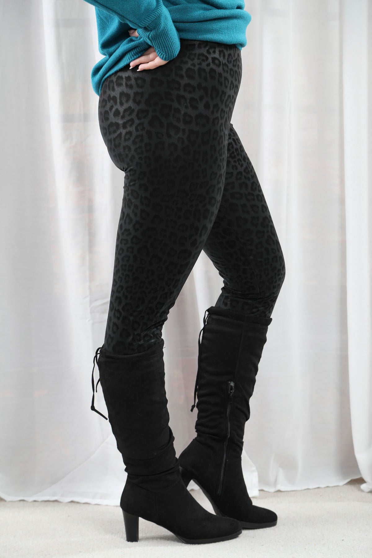 Laney Black Leopard Treggings Goose Island