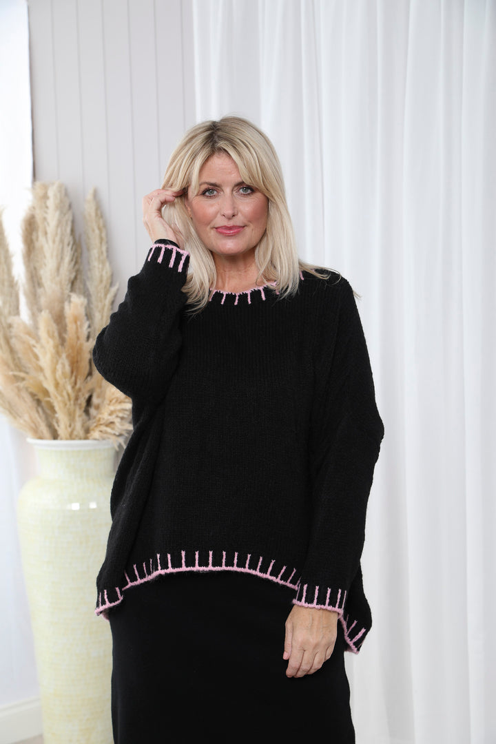 Oversized Stitch Jumper Black/Pink