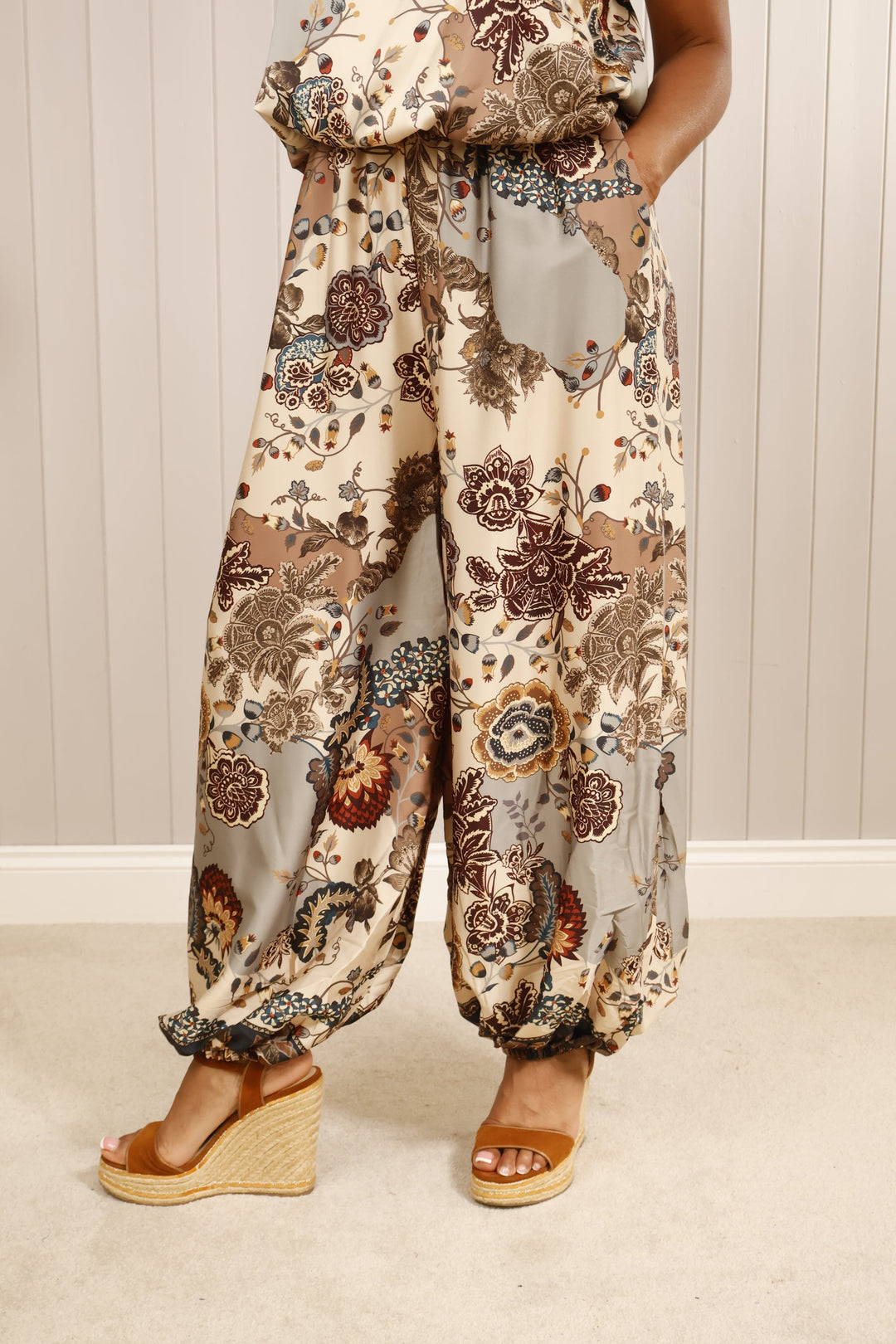 Amiko Oriental Harem Trousers Beige