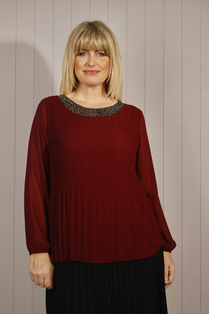 Sariyah Sequin Top Burgundy